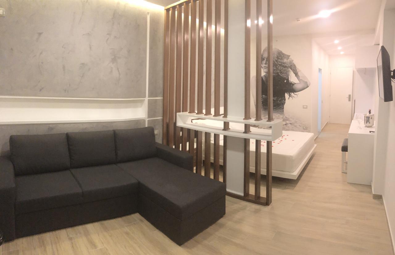 Hotel Mirage 4*